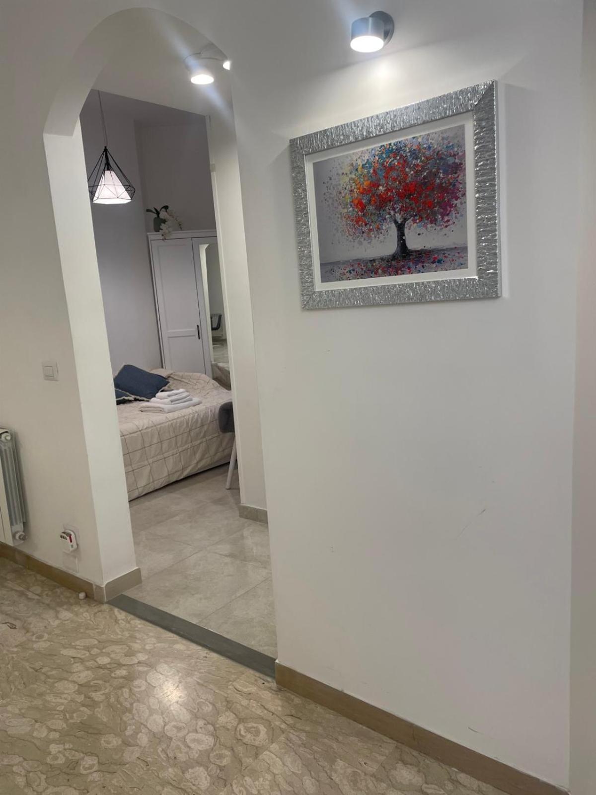 Dama Maria Elena Apartment Rom